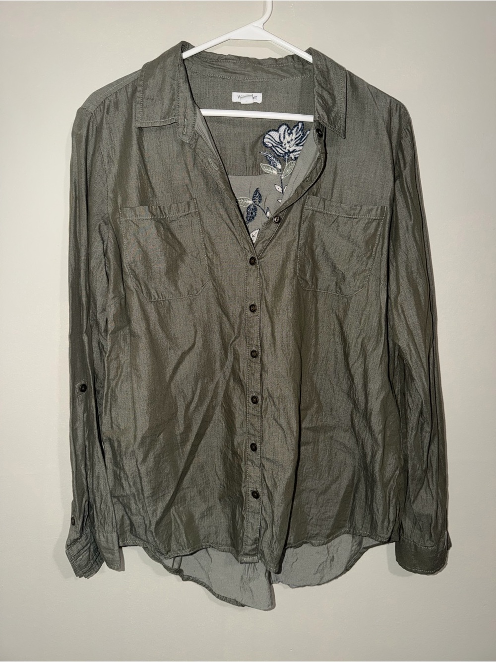 Westport Women’s Large Olive Green Floral Embroidered Button Front Shirt